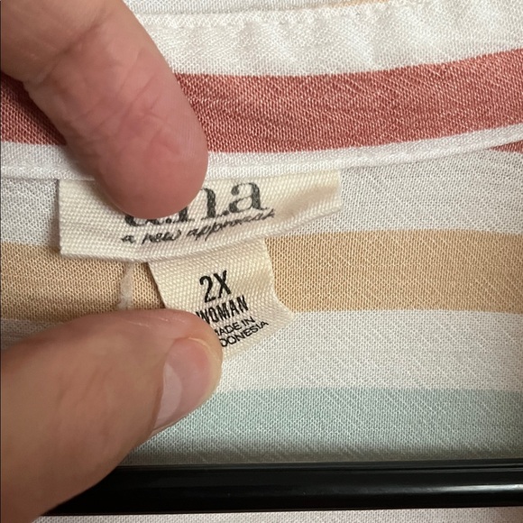 a.n.a Multicolor Striped Button-Down Shirt - Picture 3 of 5